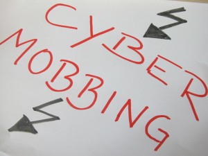 Cyber Mobbing 4.5.15